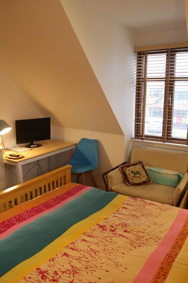 Bed and Breakfast The Enclave à Worthing Extérieur photo